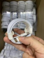 كابل يو اس بي تايب سي اصلي من ابل (2م) شحن رابيد ماك بوك / آيباد برو - الصورة 3