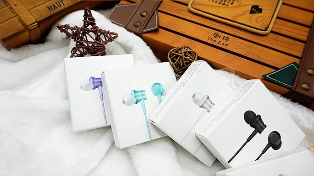 H6bd654ba4d43474898e1b2db58d6871ds.jpg Écouteurs Xiaomi Mi Piston, câble de 1.4 m – Image 2