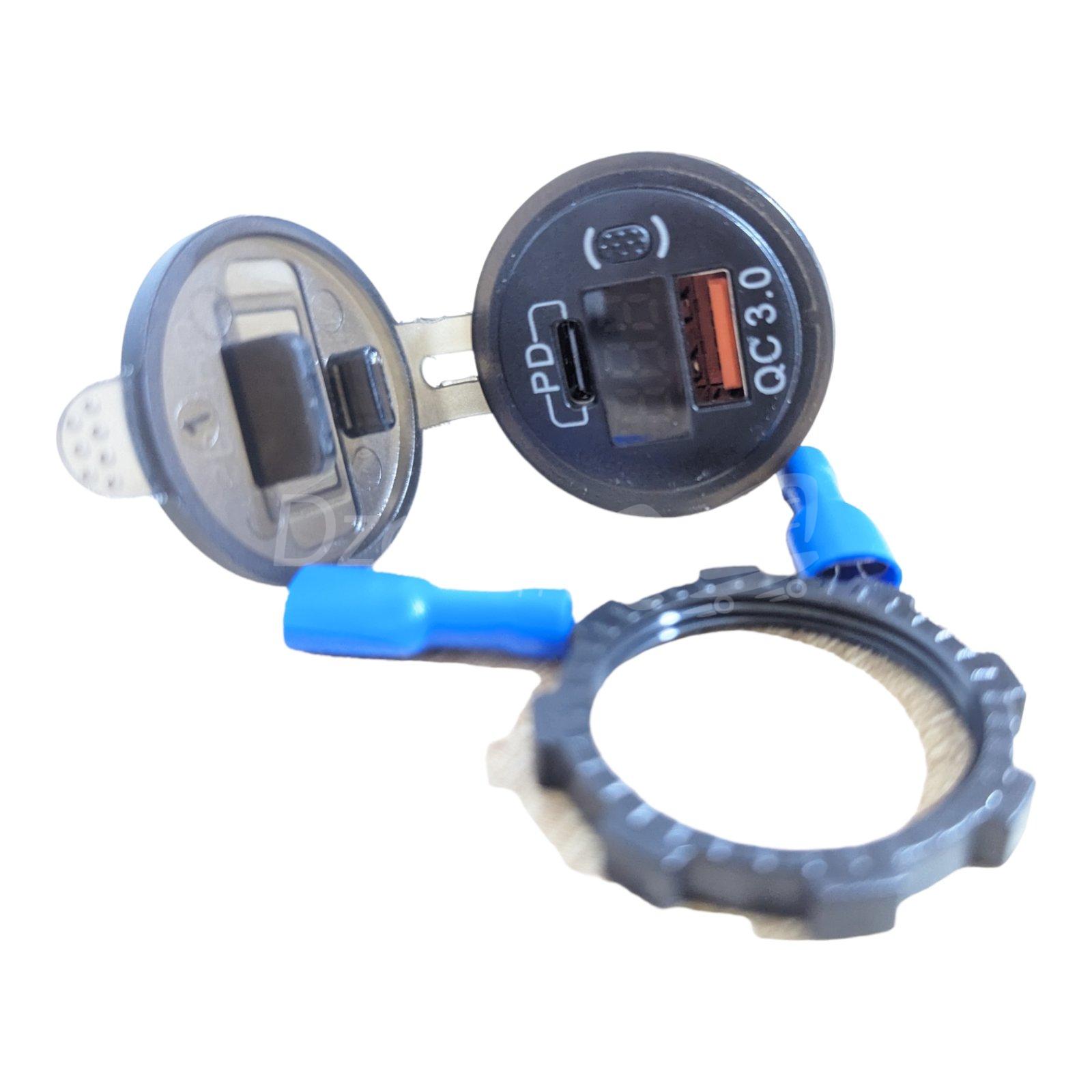 1000007879.jpg Chargeur auto intégré double USB À+type c avec interrupteur, voltmètre LED, camion, moto, bus,bateau , 36w, PD Type C, QC 3.0, 12V, 24V – Image 6