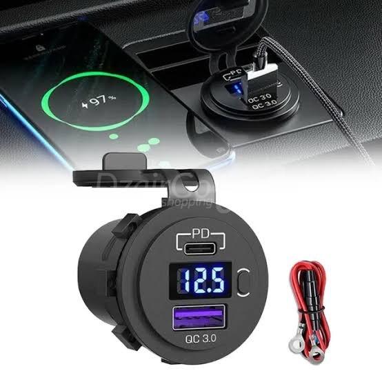 1000011225.jpg Chargeur auto intégré double USB À+type c avec interrupteur, voltmètre LED, camion, moto, bus,bateau , 36w, PD Type C, QC 3.0, 12V, 24V – Image 4