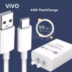 chargeur Vivo 44w flash charge avec câble type c usine (pas original)